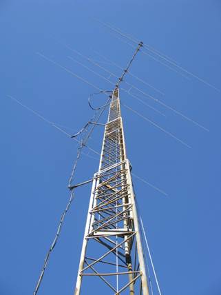 Tower LM470D 2008-12-13 D.JPG